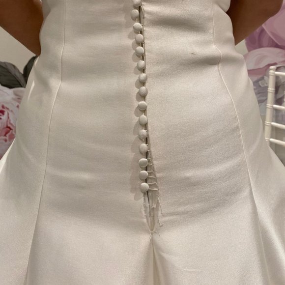 PLUS SIZE SAN PATRICK WEDDING GOWN! - Picture 8 of 8